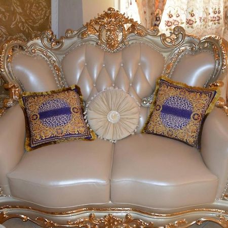Le Petit Versailles Вернон Екстер'єр фото