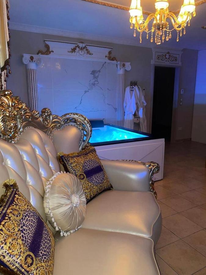 Le Petit Versailles Вернон Екстер'єр фото